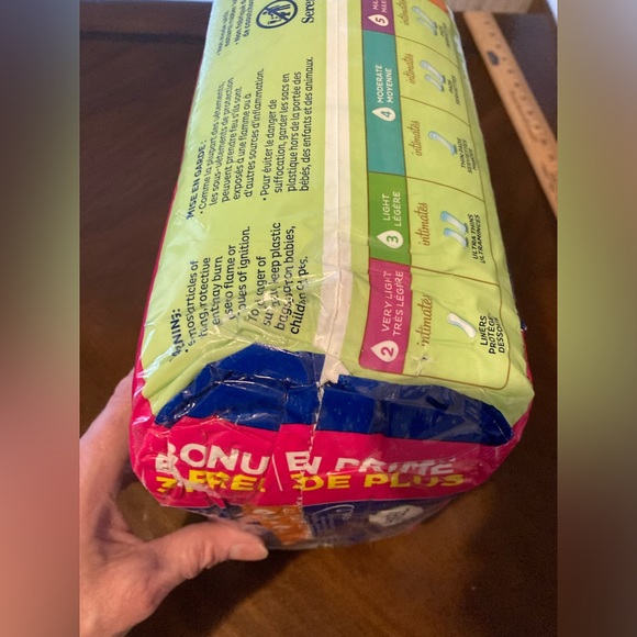 New Package Tena Intimates Ultimate 6 With 3X Protection Dry Secure Odor Control - Picture 8 of 8